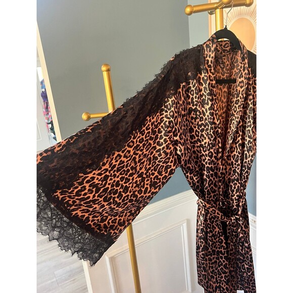 Victoria’s Secret robe silky robe xs - Picture 6 of 7